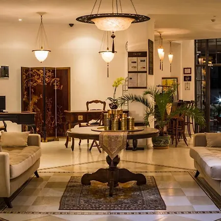 Rama Holistic And Retreats - Vegan Full Board Хотел