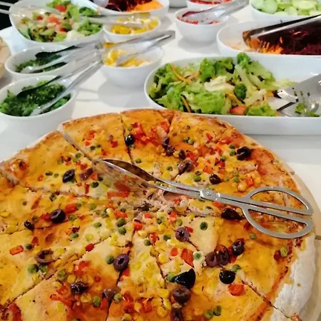 Rama Holistic And Retreats - Vegan Full Board 오브조르